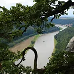 In Weibig Mit Garten * Weissig (Sachsische Schweiz-Osterzgebirge)