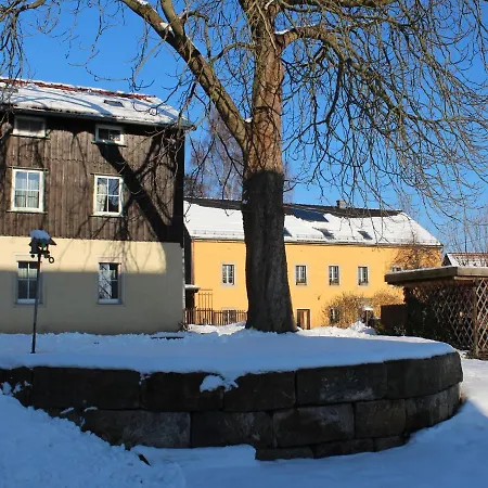 In Weibig Mit Garten * Weissig (Sachsische Schweiz-Osterzgebirge)