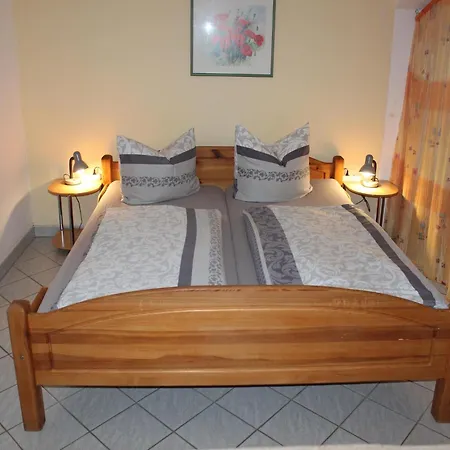 In Weibig Mit Garten * Weissig (Sachsische Schweiz-Osterzgebirge)