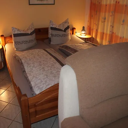 Апартаменты In Weibig Mit Garten Weissig (Sachsische Schweiz-Osterzgebirge)